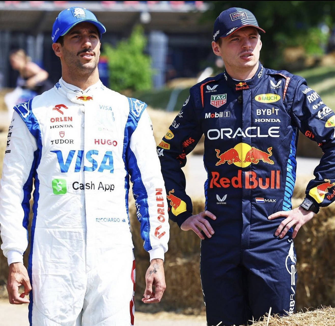 红牛二队力克索伯车队，皮亚斯特里统治全场