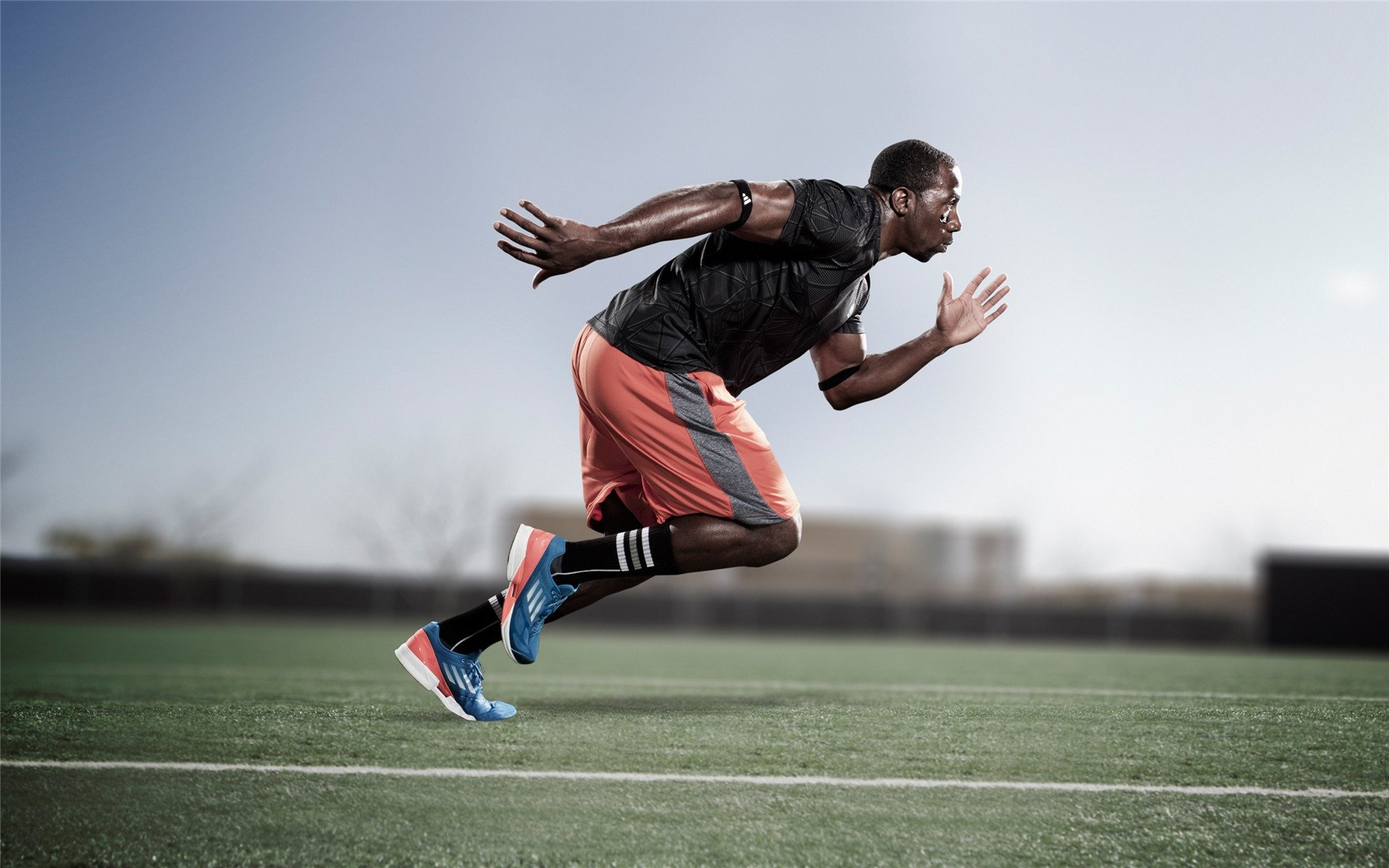 爱游戏娱乐-马克西在焦点战证明自己，凯尔特人决胜局带走雄鹿